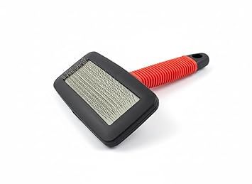 Lambskin Brush for Lambskins and Sheepskins, Universal Care Brush with Soft Handle, Dog Brush, Long Hair, Fur Brush for Pets, Dog Brush and Cat Brush, Long Hair, Short Hair Brush, Black/Red