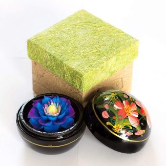Handmade Soap Flower in Mango Wood Box 8 x 8 x 8 cm in Gift Box
