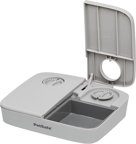 PetSafe Automatic feeder for meals.