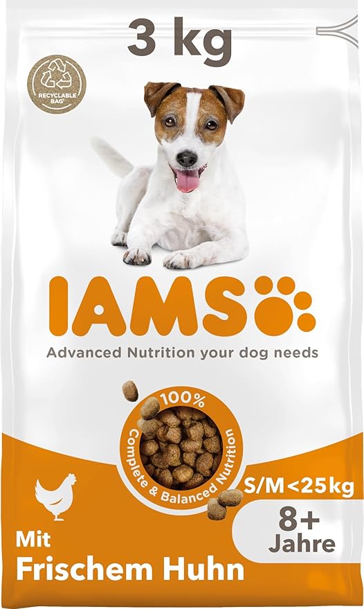 IAMS Senior Dry Dog Food with Chicken - Dry Food for Older Dogs from 8 Years, Suitable for Small and Medium Dogs, 3 kg