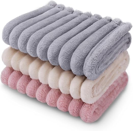 luciphia Washable Dog Blanket, Cat Blanket, Pack of 3, Flannel Blankets for Small, Medium Size, Dogs, Cats, Fluffy, Soft, Warm Fleece Pet Blanket for Travel, Cuddly, Grey, Pink, Beige, 45 x 75 cm