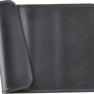 Amazon Basics Water-Repellent Feeding Mat Made of Silicone, Mat for Pet Food