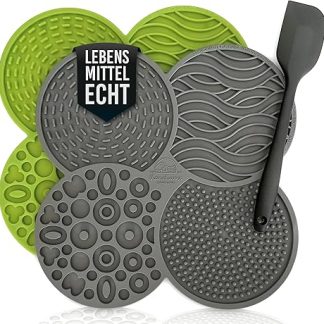 KaraLuna Lick Mat for Dogs I Food Safe by TÜV SÜD Tested I 23 x 23 cm I 2 Pieces + Spatula I Dog Lick Mat Dog Lick Mat Dog Cat Dog Lick Mat Lick Mat