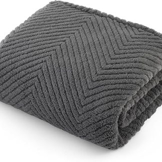 BEDSURE Washable Dog Blanket for Large Dogs - 120 x 100 cm Dog Blanket Sofa Made of Coral Fleece, Dog Blanket Fluffy and Soft, Cat Blanket for Cats, Pet Blanket for Travel, Bed, Sofa, Dark Grey