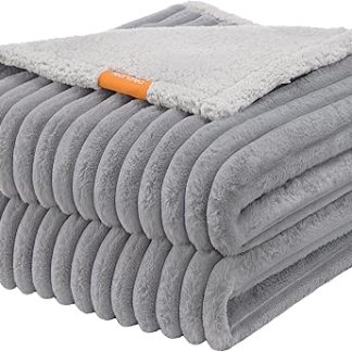 Feandrea Dog Blanket, Waterproof Blanket, XXL, 203 x 152 cm, for Large Extra Large Dogs, Reversible Dog Sofa Washable, Dove Grey-Light Grey PPB038G01