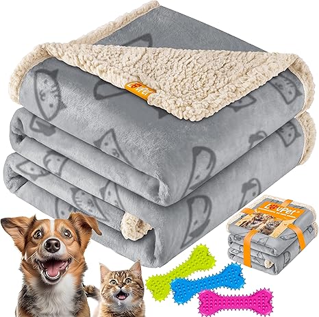 Lovpet® Waterproof Dog Blanket, Fleece Pet Blanket, Cat Blanket + 3 x Chew Bones for Small and Medium Dogs, Cats, 127 x 101 cm, L, Hand Wash, Double-Sided Sofa Cover Protector Grey